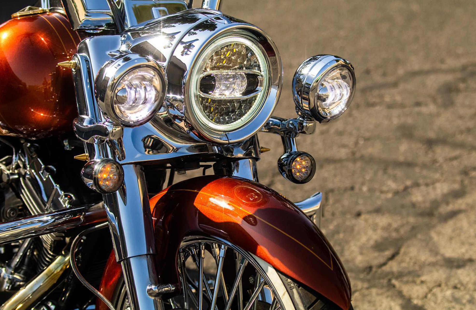 Julio's Kustom Studio website homepage showcasing custom automotive work and gallery of vehicle modifications